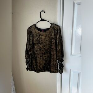 Vince Camuto Gold long sleeve Top
